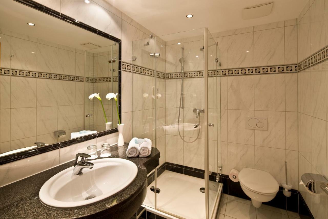 Germanenhof Otel Sandebeck Dış mekan fotoğraf